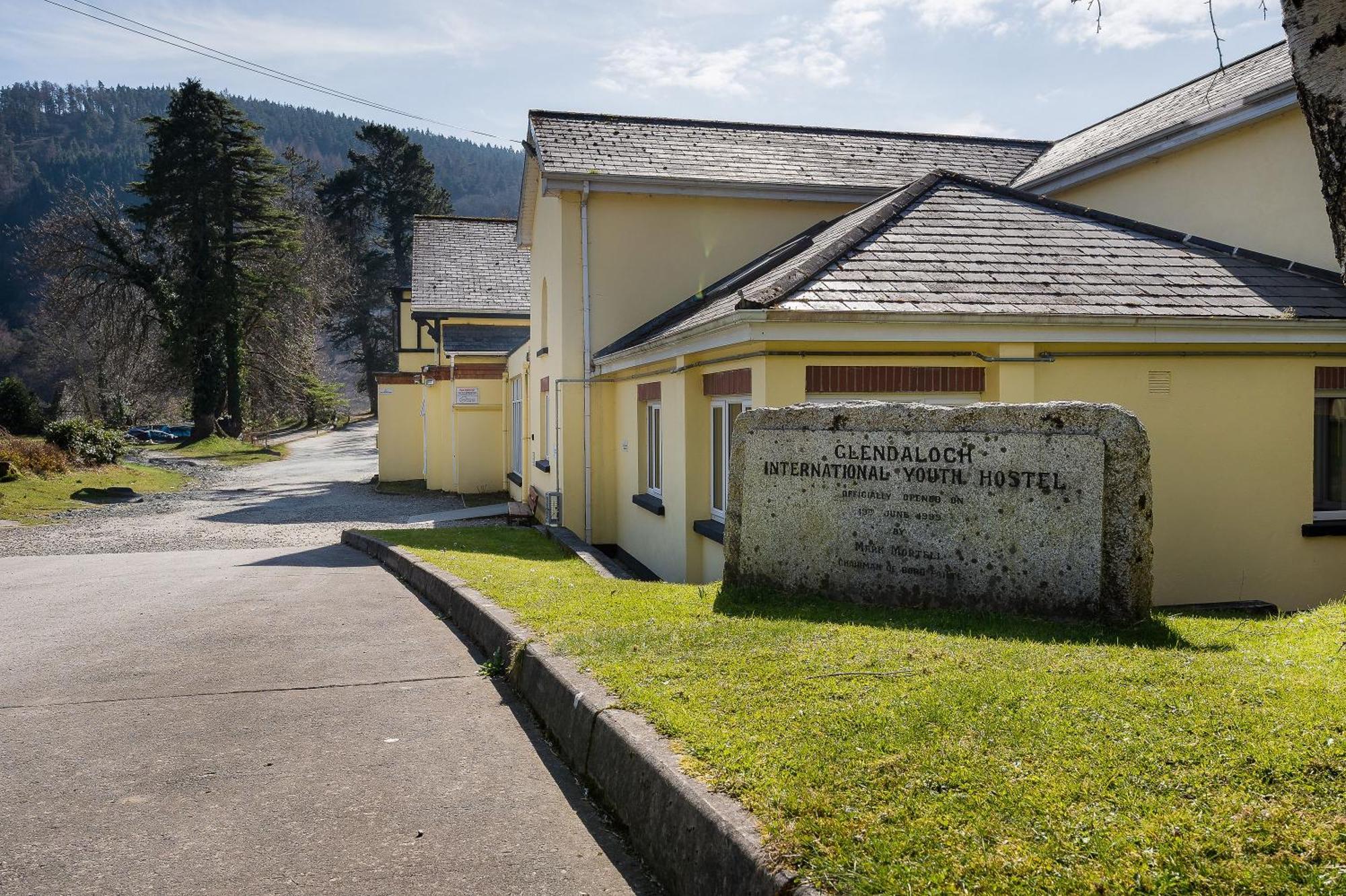 Glendalough International Youth Hostel Laragh Exterior photo