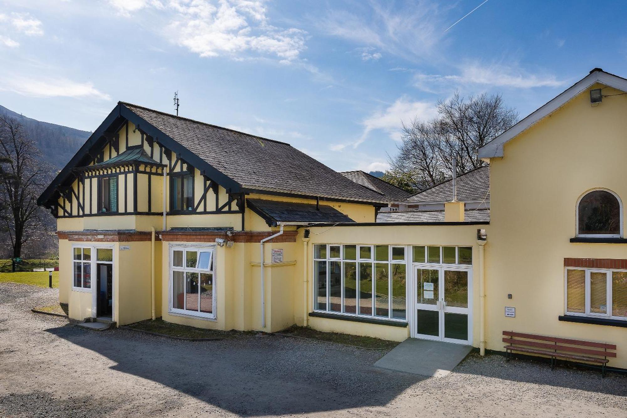Glendalough International Youth Hostel Laragh Exterior photo
