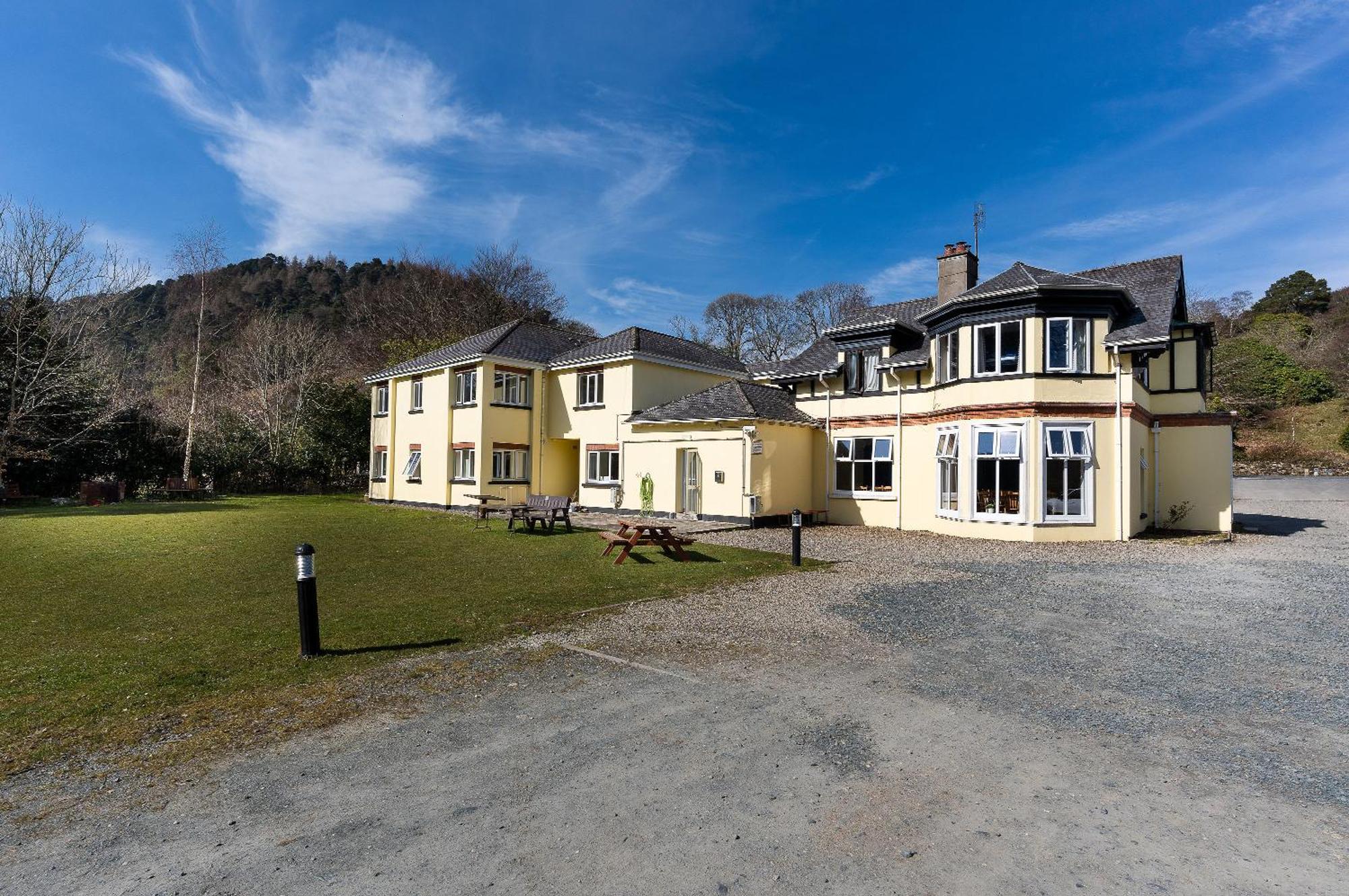 Glendalough International Youth Hostel Laragh Exterior photo